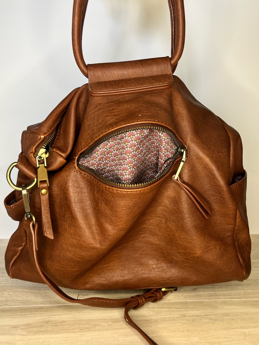 Antik Kraft Cognac Vegan Leather Top-Handle Shoulder Bag - Picture 3 of 4